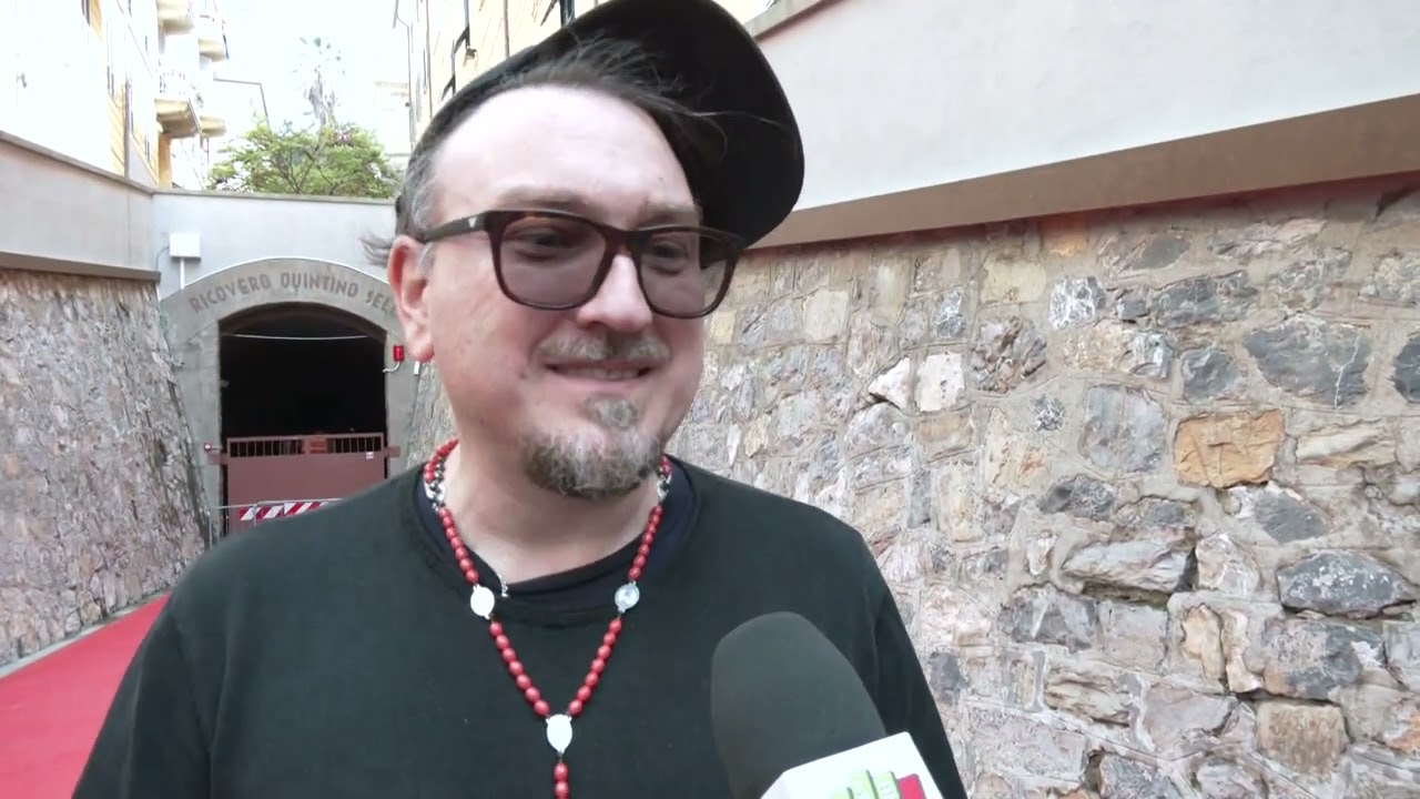 Ozmo presenta il murale del Ricovero antiaereo di Quintino Sella