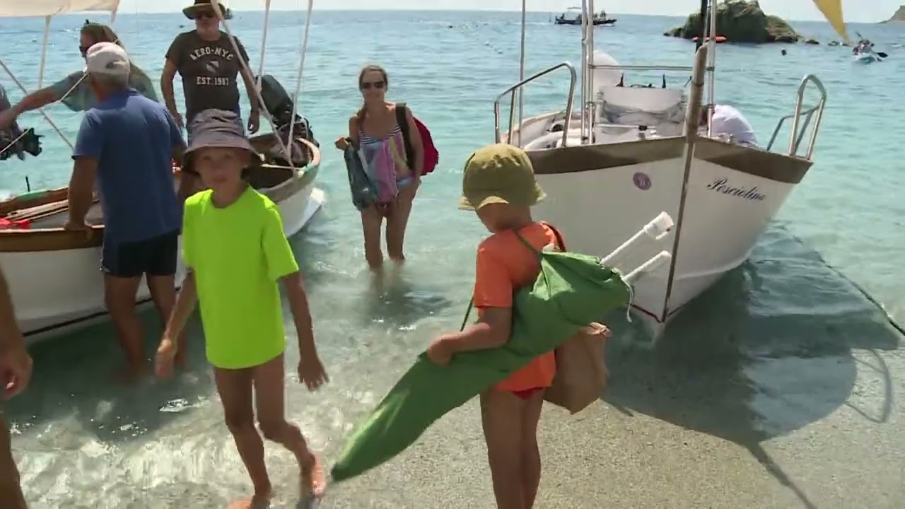 Monterosso, una giornata al mare per i bambini profughi dall’Ucraina