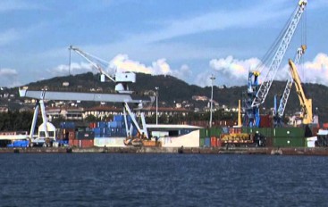 la Cisl: la diatriba sulle ceneri puo’ creare problemi al porto