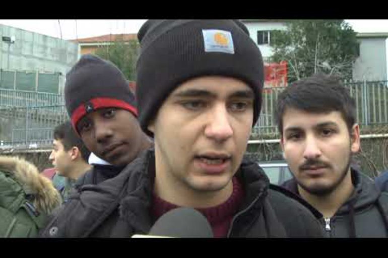 Alberghiero Casini, gli studenti protestano per la sicurezza della struttura