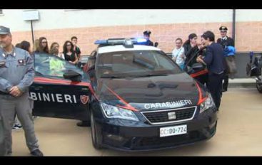 Cultura della legalità, studenti in visita ai Carabinieri