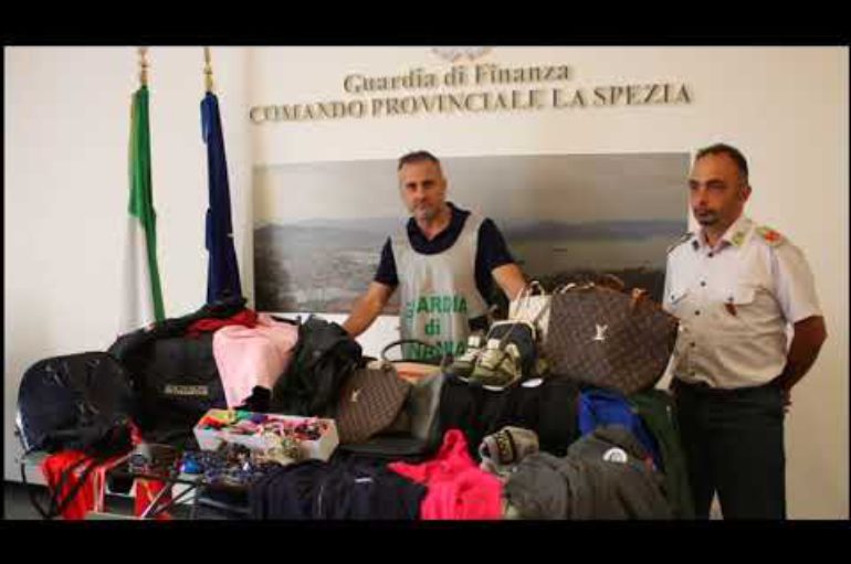 Finanza, contraffazioni e droga a Levanto e Monterosso