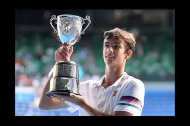Lorenzo Musetti vince l’Australian Open di tennis