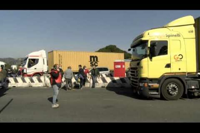Sciopero autotrasportatori portuali alla Spezia