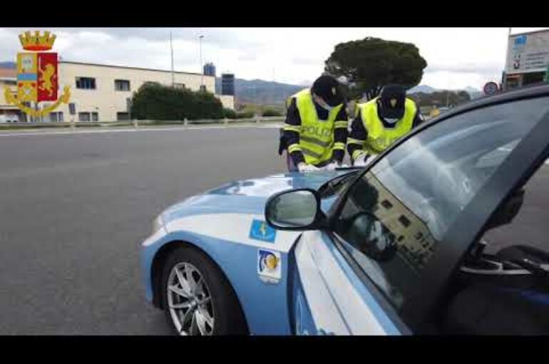 Controlli Polizia Stradale, spezzini al volante indisciplinati